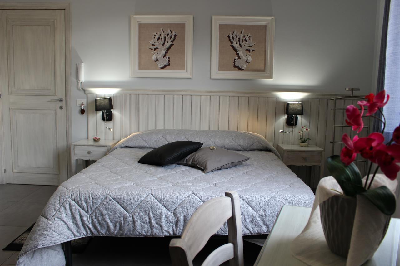 Bed & Breakfasts Conte Perollo ชากกา ภายนอก รูปภาพ